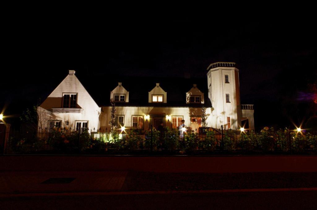 B&B Villa Reynaert Opoeteren Kültér fotó